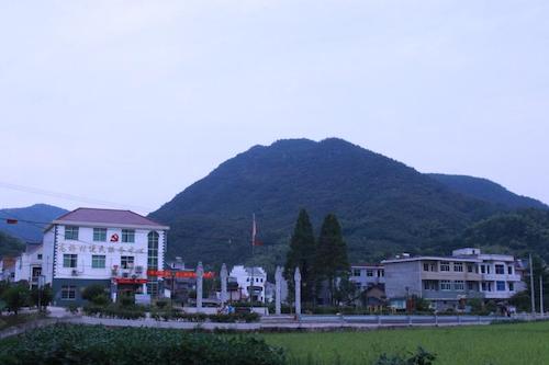 8月19日 澳门银河
 浙西建德爱心支教小队 浙西风情 (2)