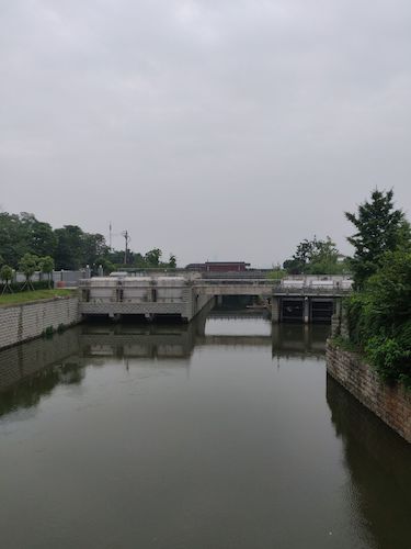 七月三日 澳门银河
 赴钱塘江水域水质检测小分队 取水3
