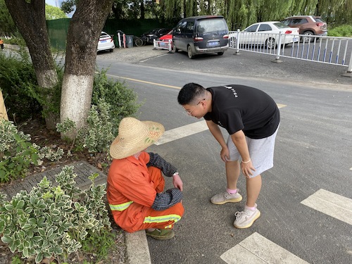 7月5日 澳门银河
 “垃圾分类，人人有责”小分队 采访环卫工人